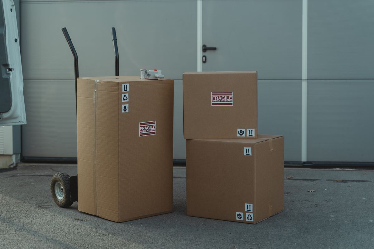 Wholesale stock and delivery boxes